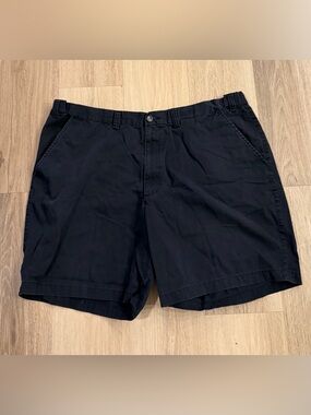 St. John's Bay Men’s Faded Black Flat-Front Casual Shorts size 46